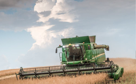 Získajte nový kombajn za skvelú cenu.  Harvest Star 2024